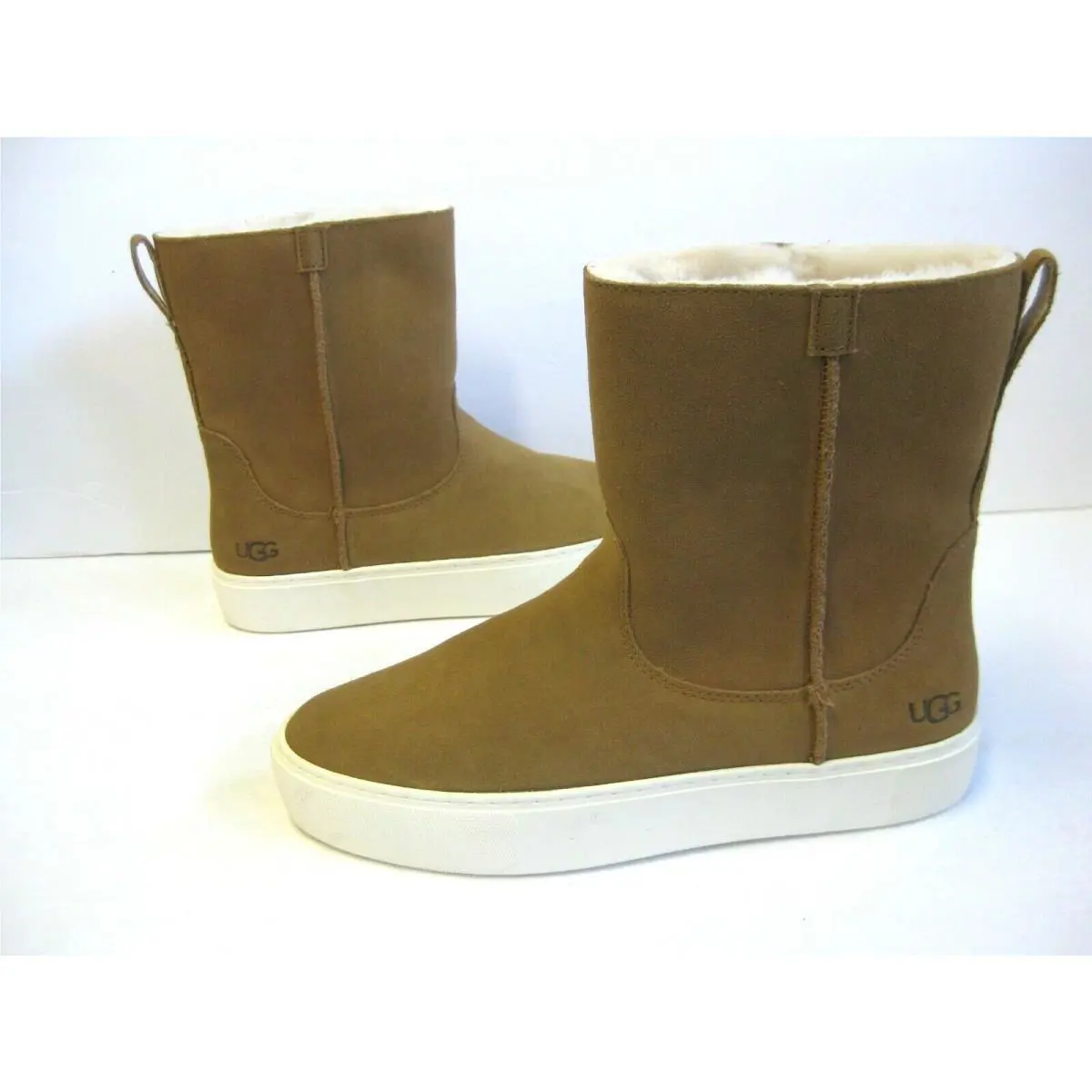 UGG shoes - Chestnut 1