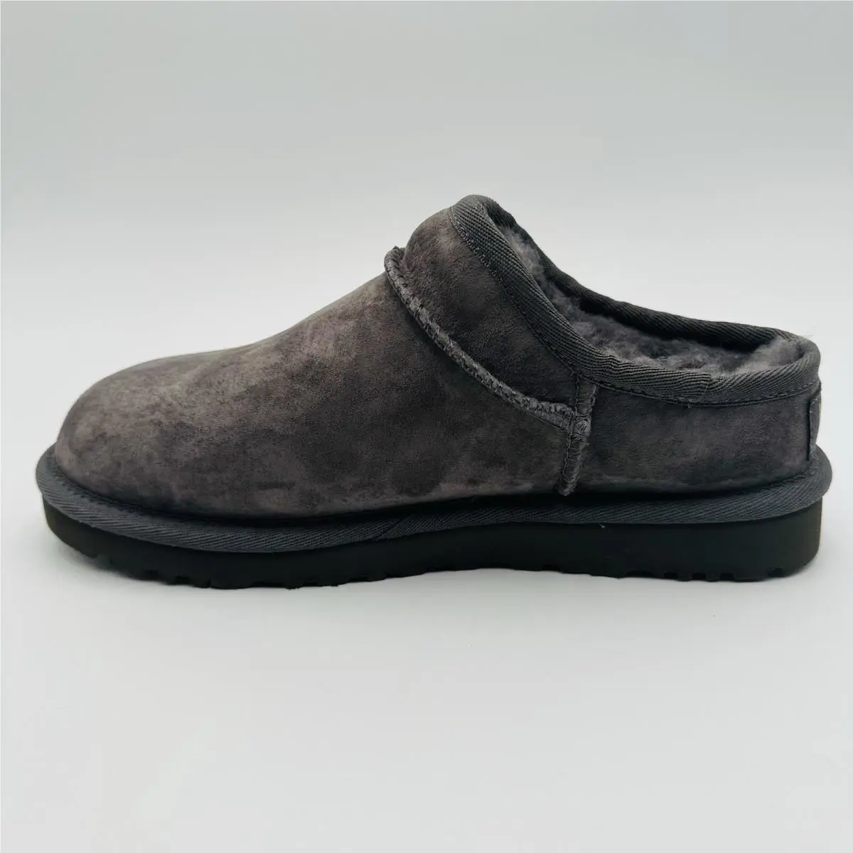 UGG shoes - UGG Classic Slipper II - Classic Slipper - Gray (UPC: 0888855209362) 4