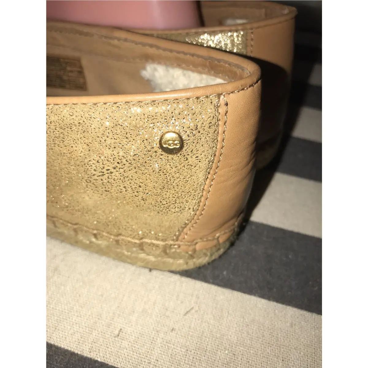 UGG shoes - Gold Neutral 3