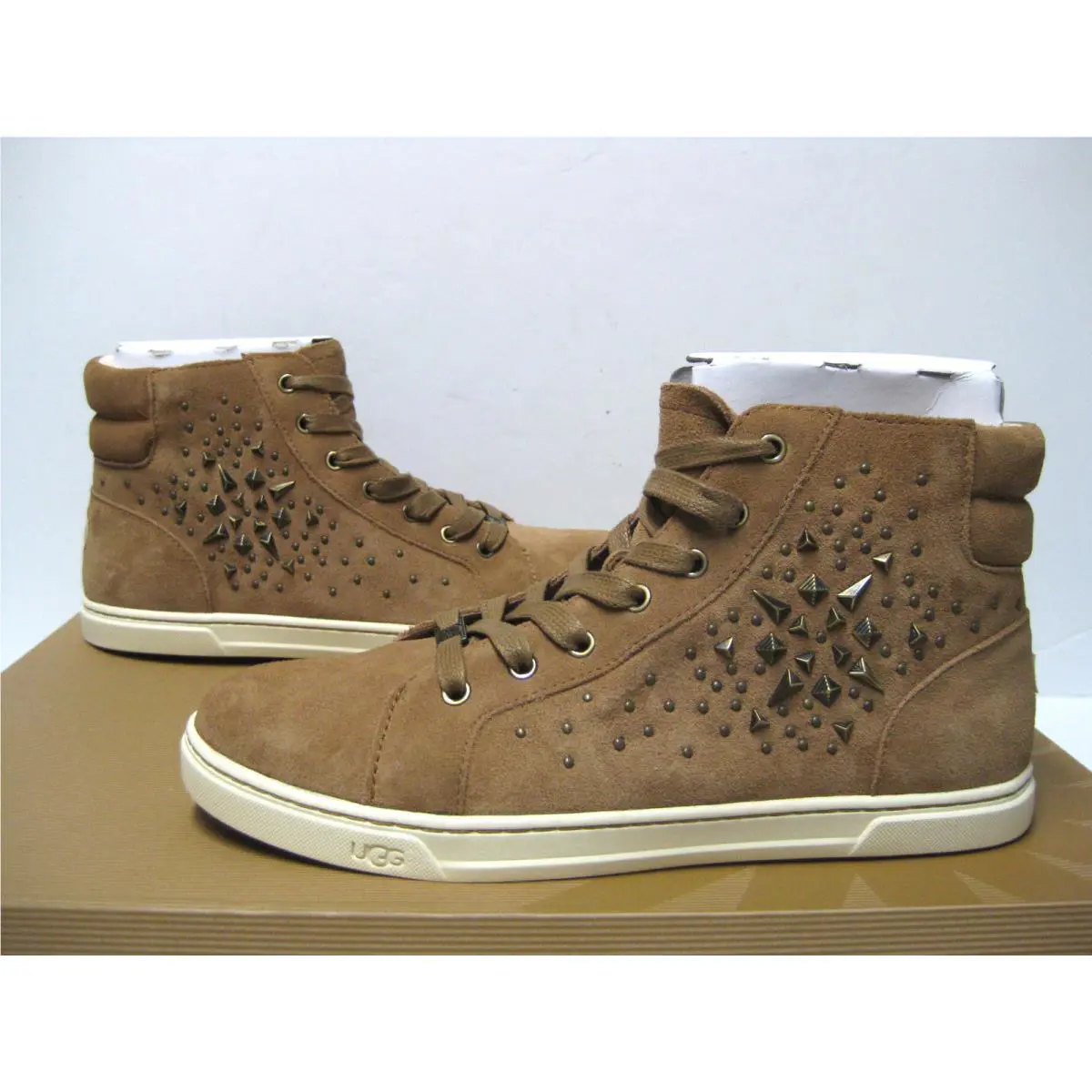 UGG shoes - Chestnut 1
