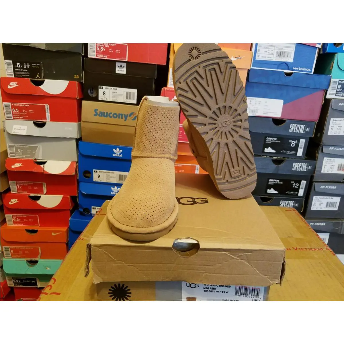 UGG shoes - 1016852-AVR-11 - 1016852 - Tawny 5