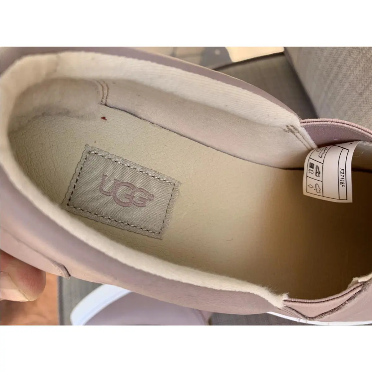 UGG shoes - Baby Pink 5