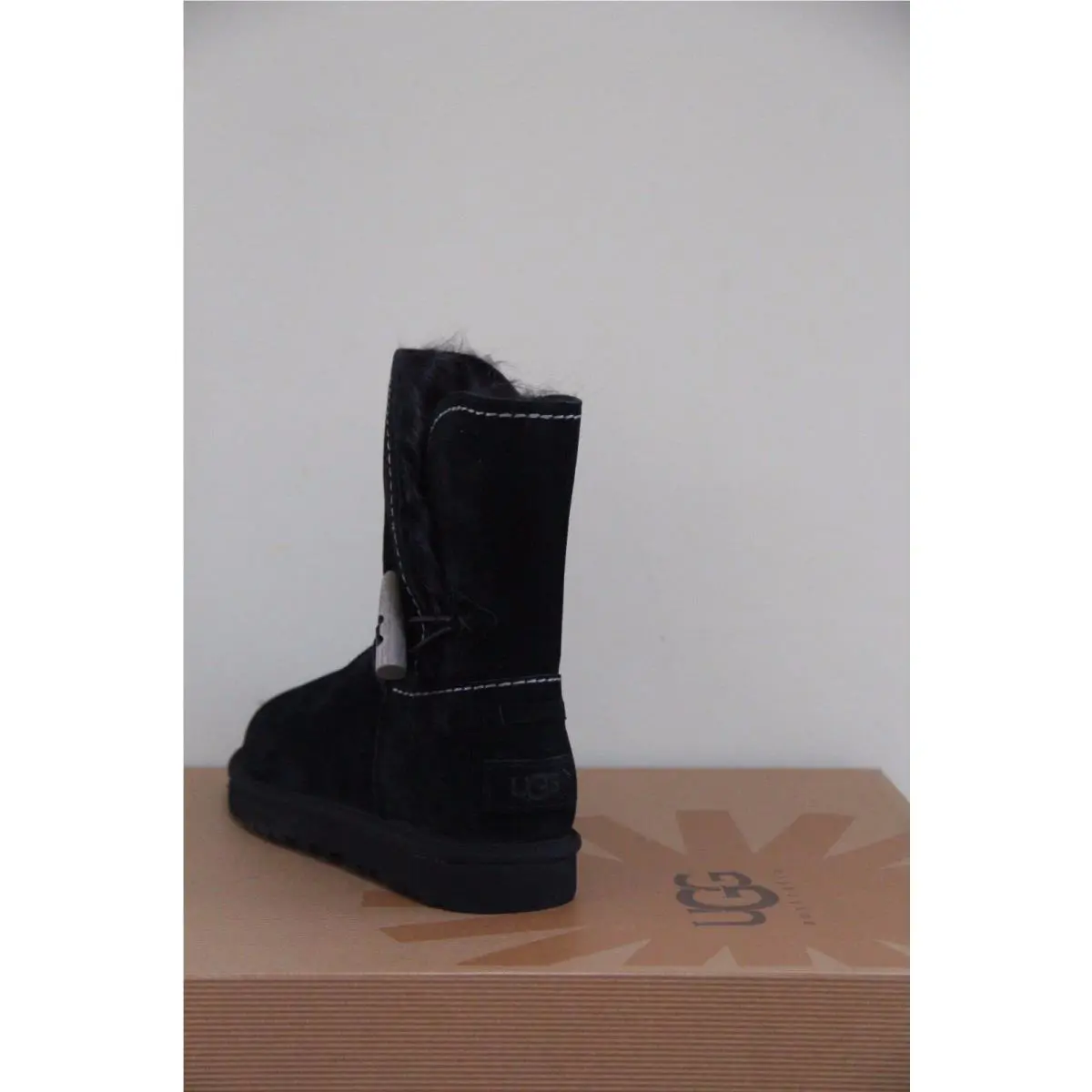 UGG shoes - Meadow - Meadow - Black (UPC: 888855211211) 2