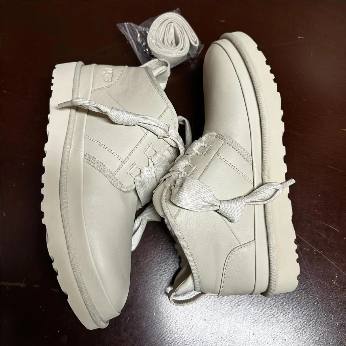 UGG shoes - Cream 3