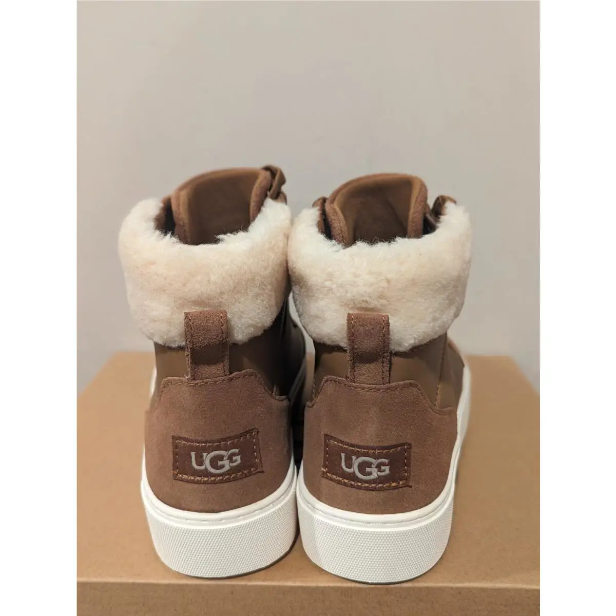UGG shoes - Chestnut 2
