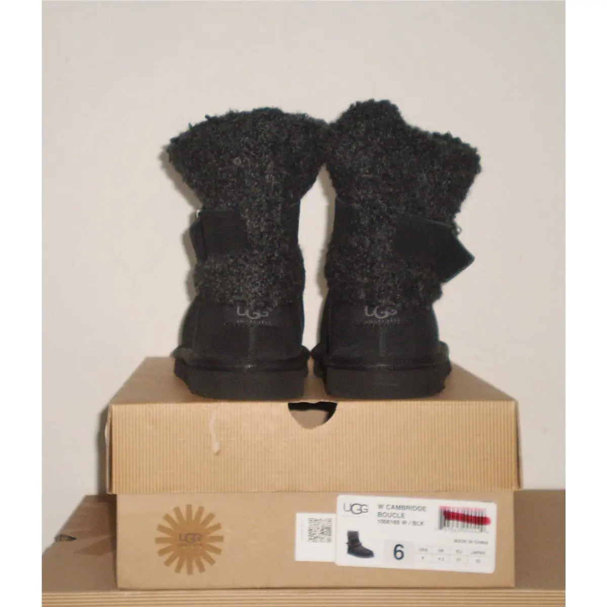 UGG shoes - Cambridge Boucle - Cambridge Boucle - Black (UPC: 737045090429) 1