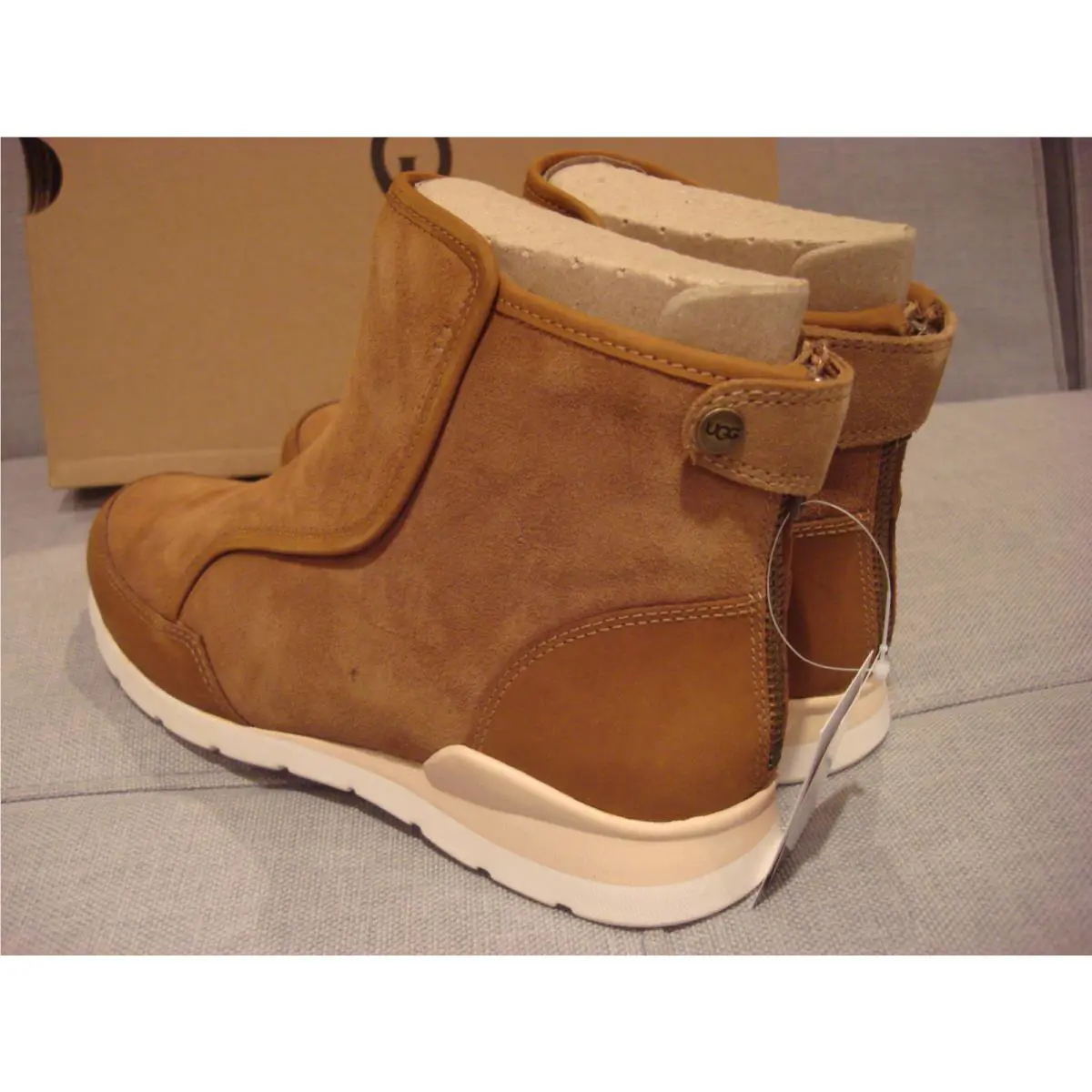 UGG shoes - Chestnut (UPC: 888855769668) 4