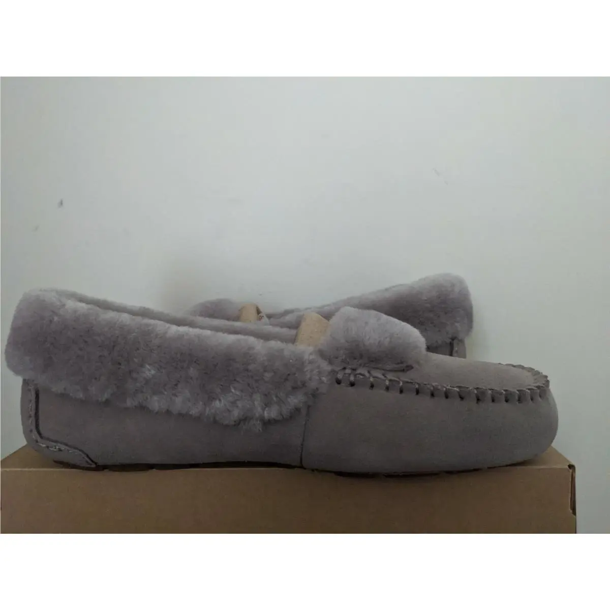 UGG shoes - SYGR 1