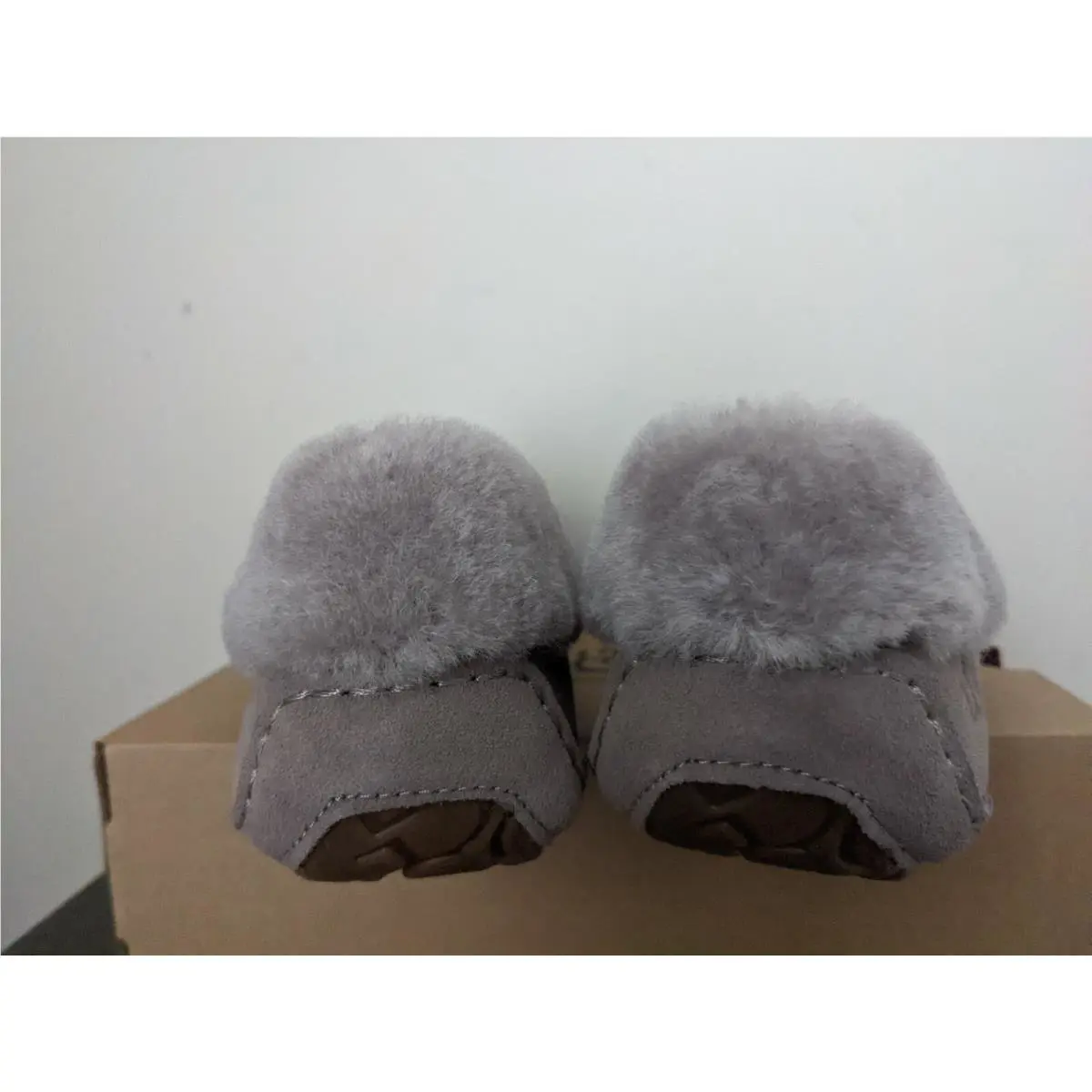 UGG shoes - SYGR 3