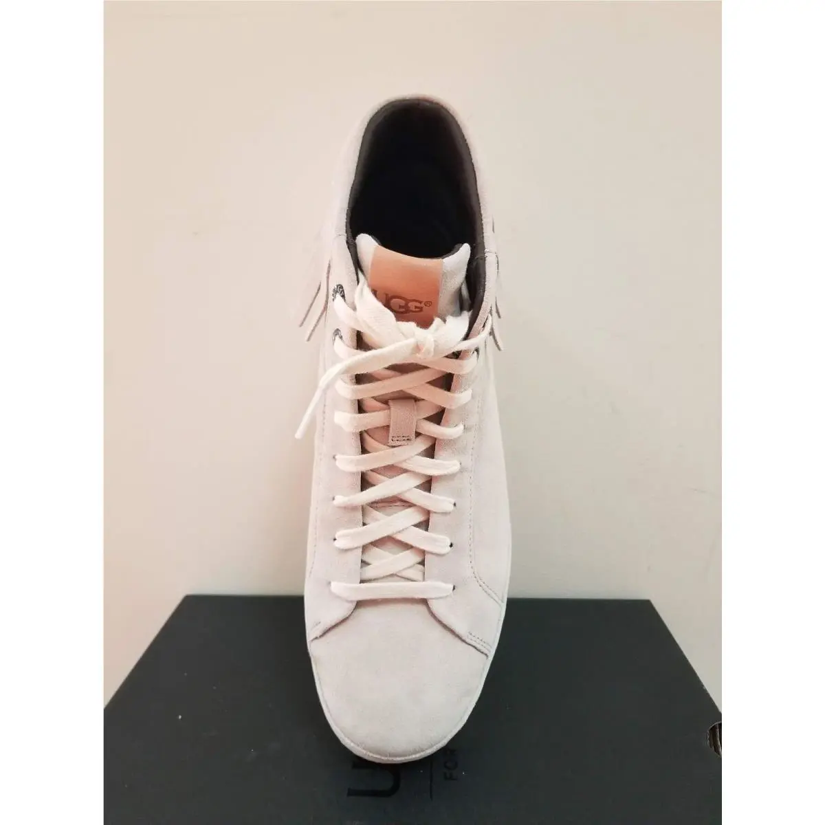 UGG shoes - White Cap 1