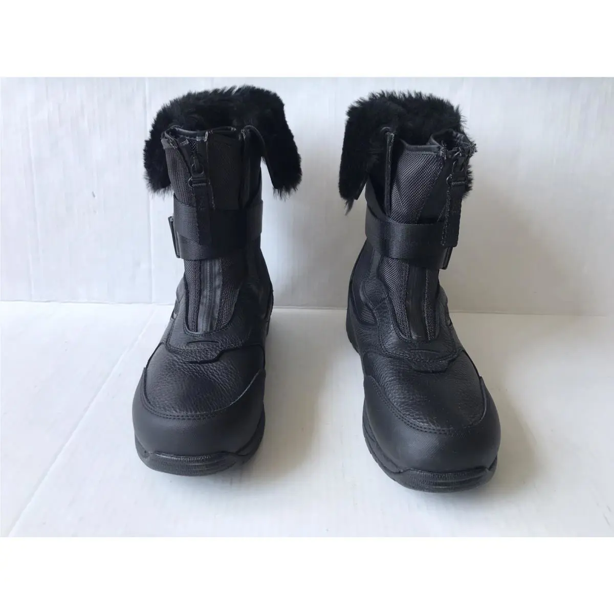 UGG shoes - UGG Australia Tahoe - Australia Tahoe - Black (UPC: 192410433353) 1