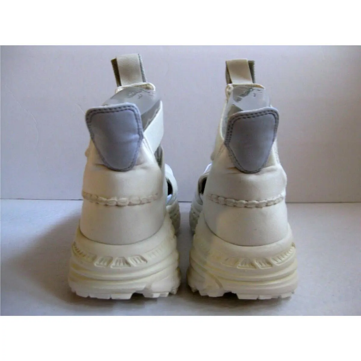 UGG shoes - White 2