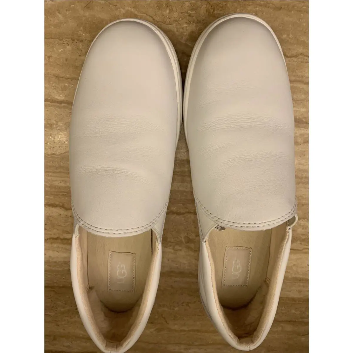 UGG shoes - White 1