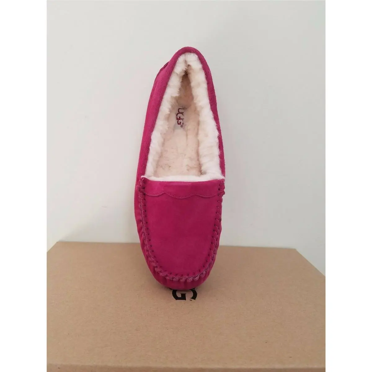UGG shoes - Lonely Hearts 0