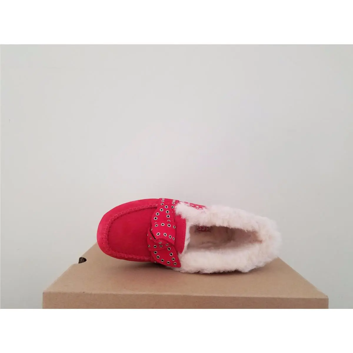 UGG shoes - Lipstick Red 3