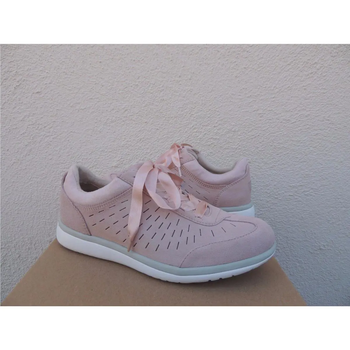 UGG shoes - UGG Victoria - Victoria - Pink (UPC: 190108391473) 1