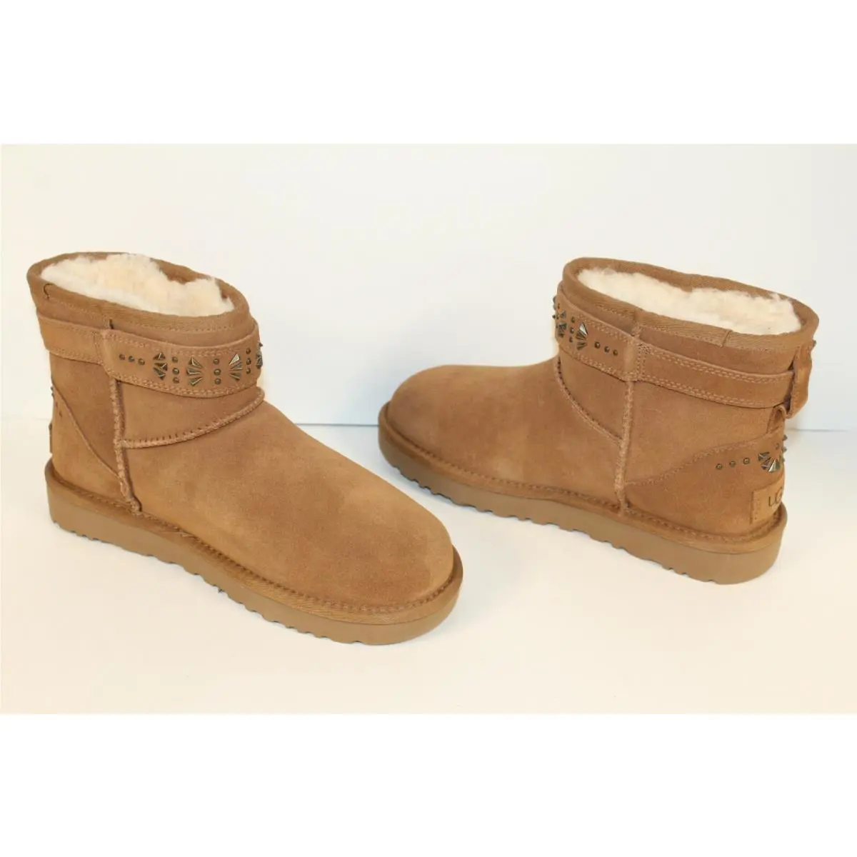 UGG shoes - Ankle - Ankle - Chestnut (UPC: 190108833010) 0