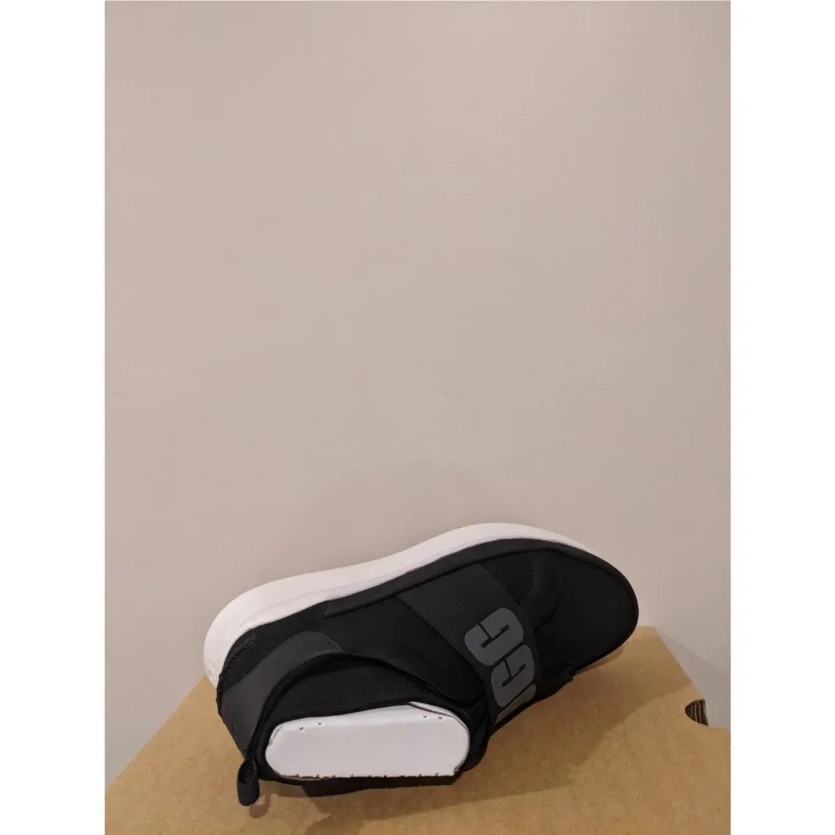 UGG shoes - Ugg Australia Neutra - Australia Neutra - Black 3