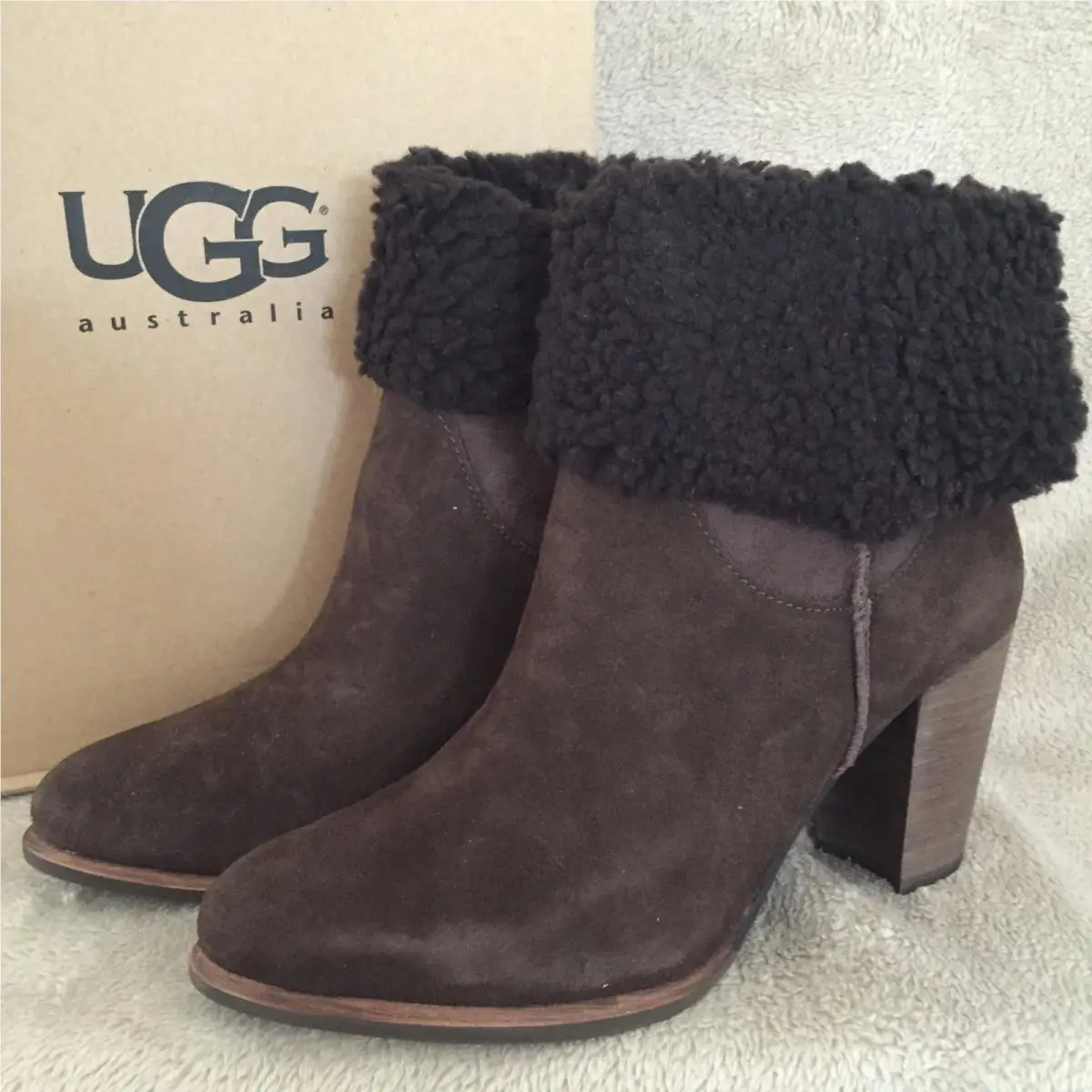 UGG shoes - Charlee Lodge - Charlee Lodge - Brown (UPC: 888855162919) 0