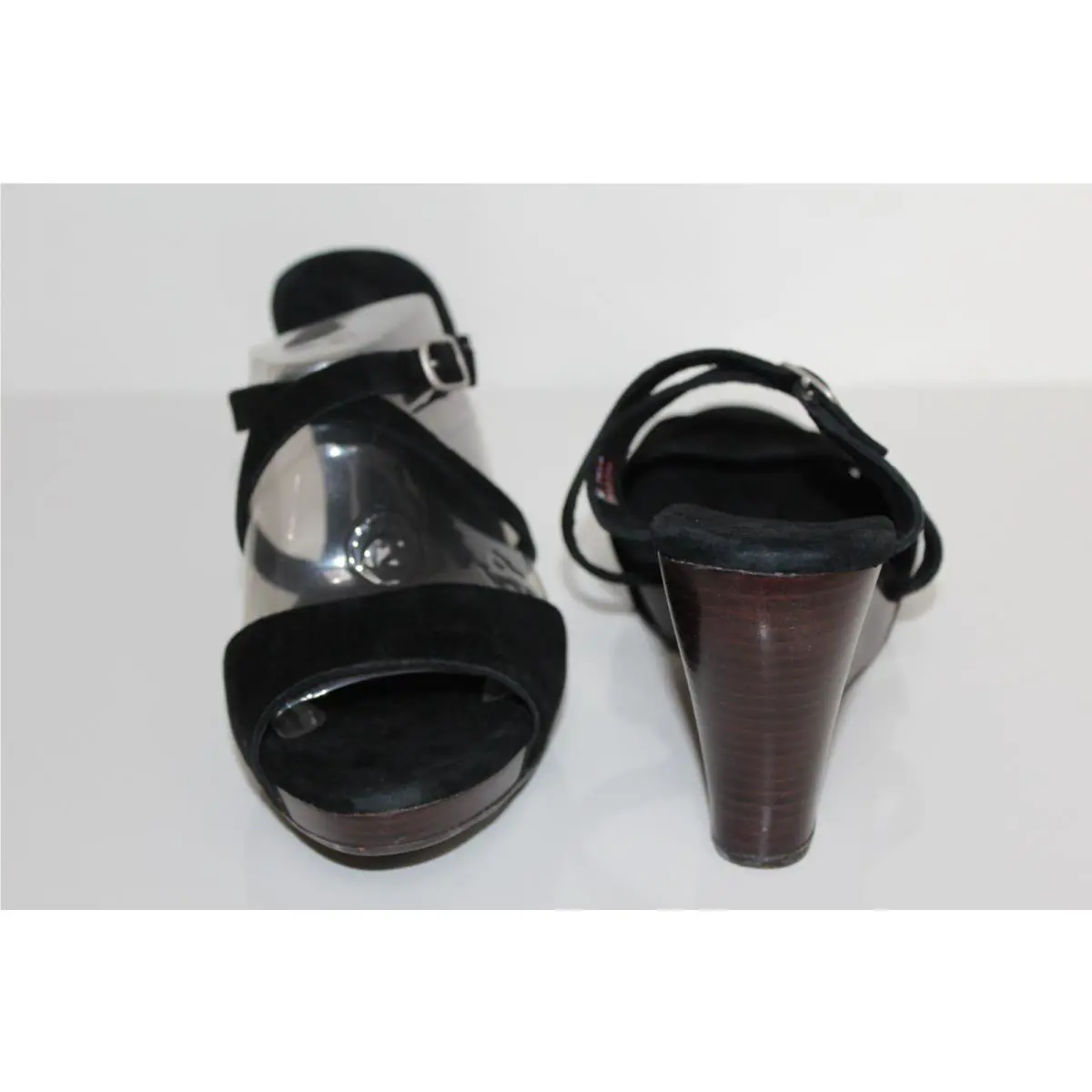 UGG shoes - Black (UPC: 0737872383305) 4