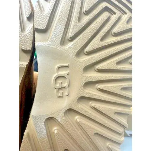 UGG shoes - UGG Classic 2 - Classic - Brown (UPC: 190108800975) 0