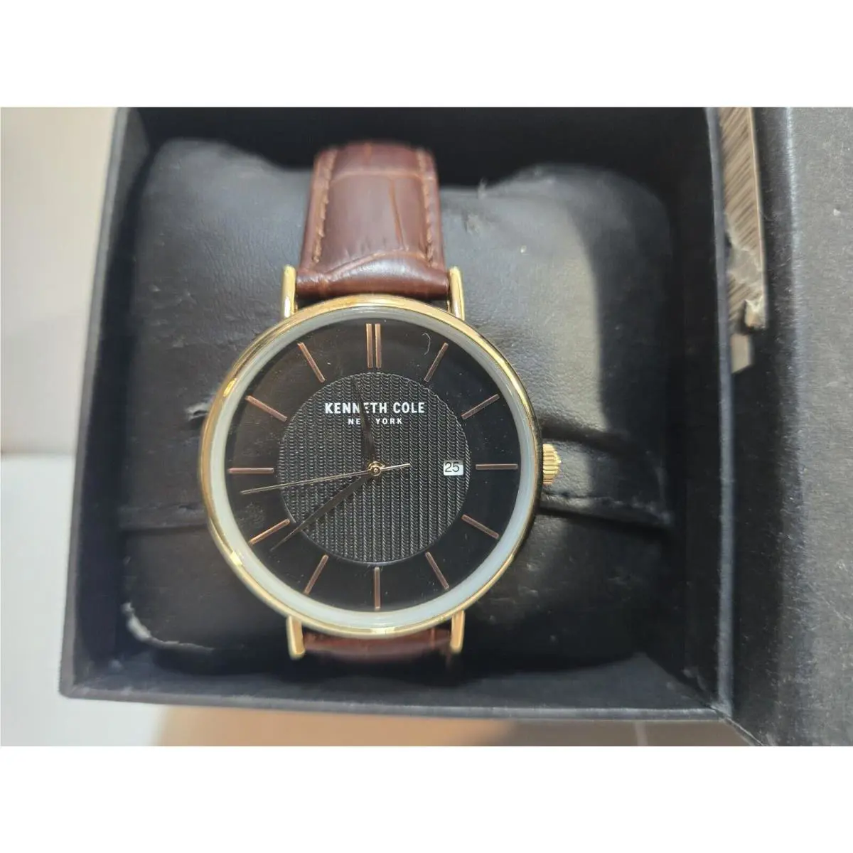 Nos Kenneth Cole Brown Leather Unisex Watch Box