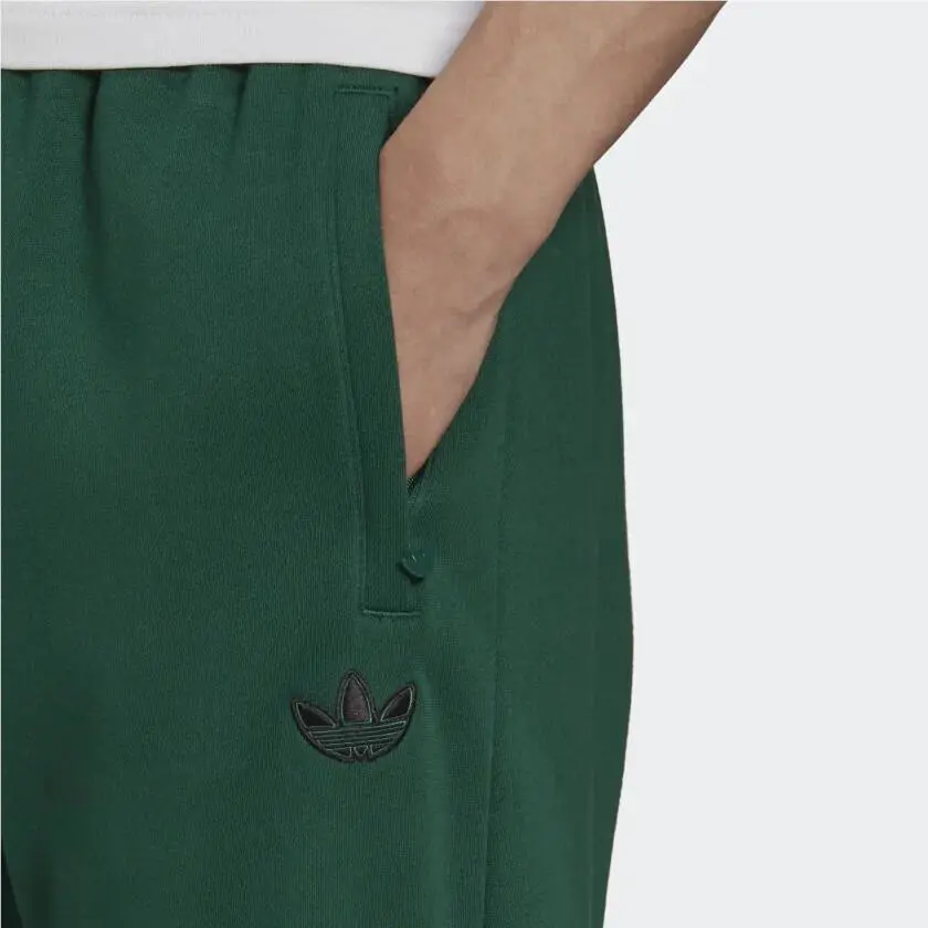 Adidas clothing - SPRT Shark - SPRT Shark - H38889 - Collegiate Green / Black 2