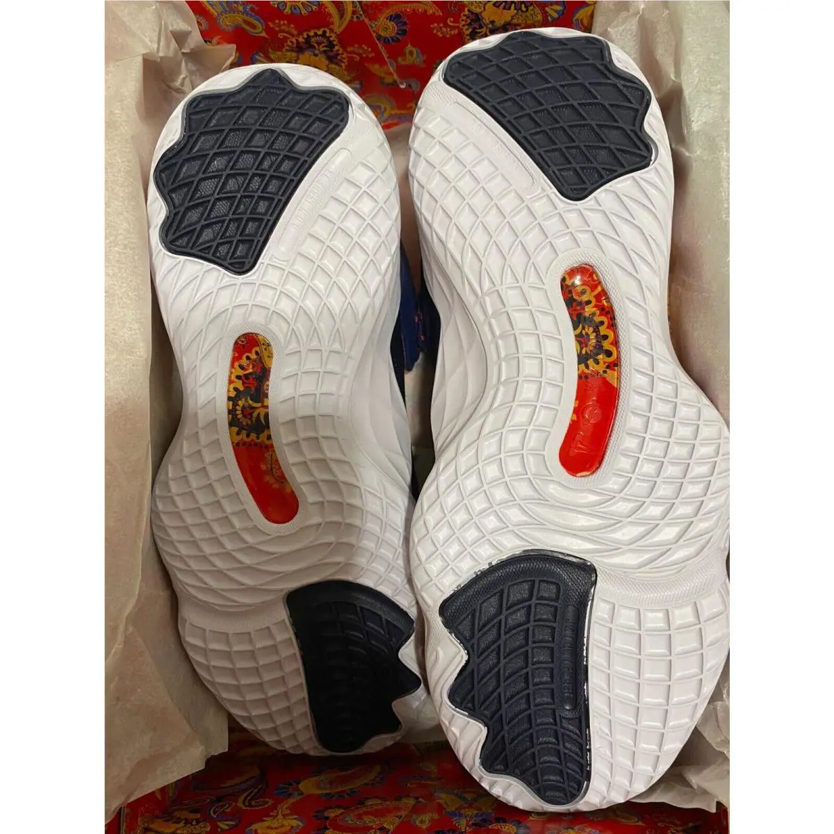 Adidas shoes - adidas D.O.N. Issue #3 - Issue - H68047 - Dark Blue/Red/College Gold