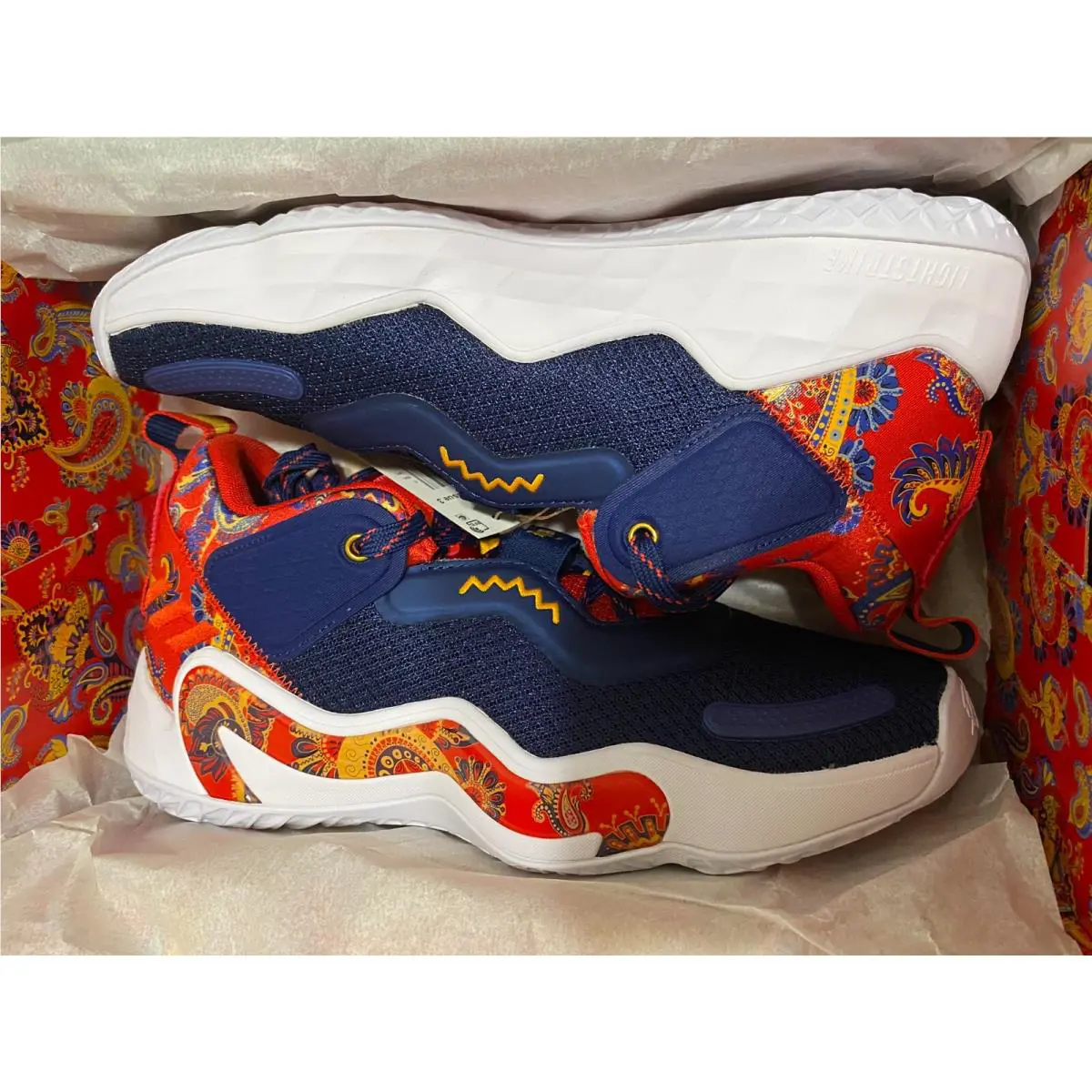 Adidas shoes - adidas D.O.N. Issue #3 - Issue - H68047 - Dark Blue/Red/College Gold