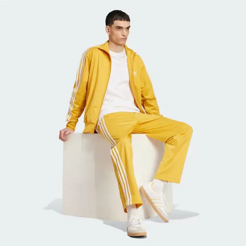 Adidas clothing - adidas Adicolor - Adicolor - IY8734 - Preloved Yellow 1