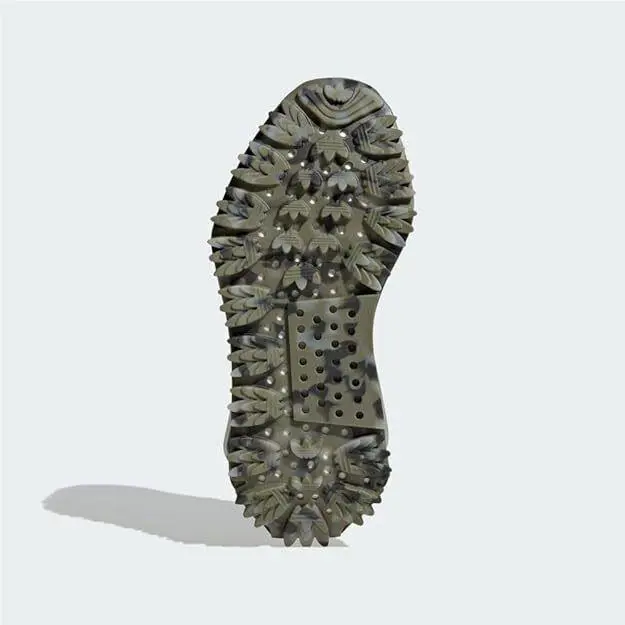 Adidas shoes - Silver Pebble, Focus Olive, Carbon 7