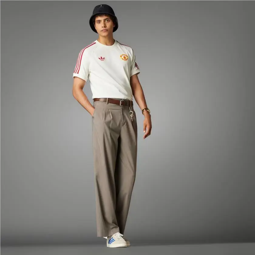 Adidas clothing - adidas Adicolor - Adicolor - IY0045 - Off White 5