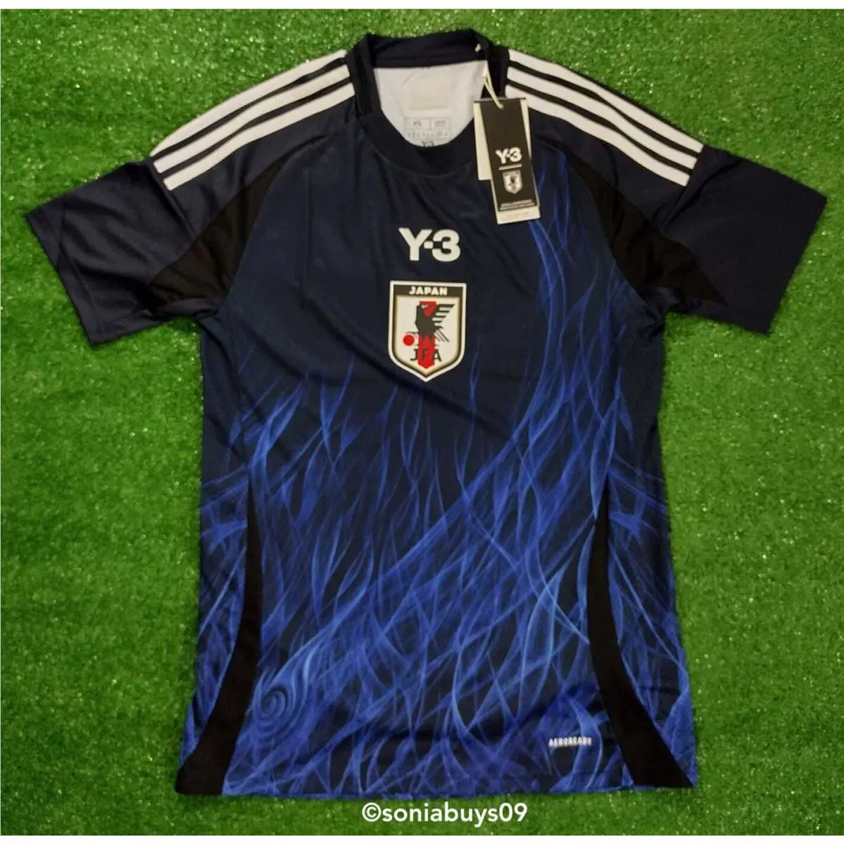 Adidas clothing - Legend Ink 13