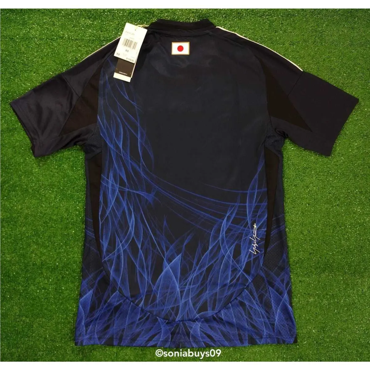 Adidas clothing - Legend Ink 14