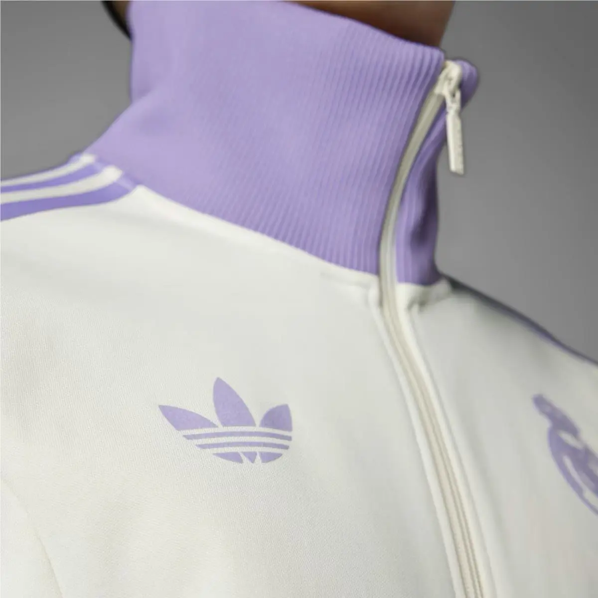 Adidas clothing - Originals Adicolor Classics Firebird - Originals Adicolor Classics Firebird - IY0058 - Wonder White / Magic Lilac 5