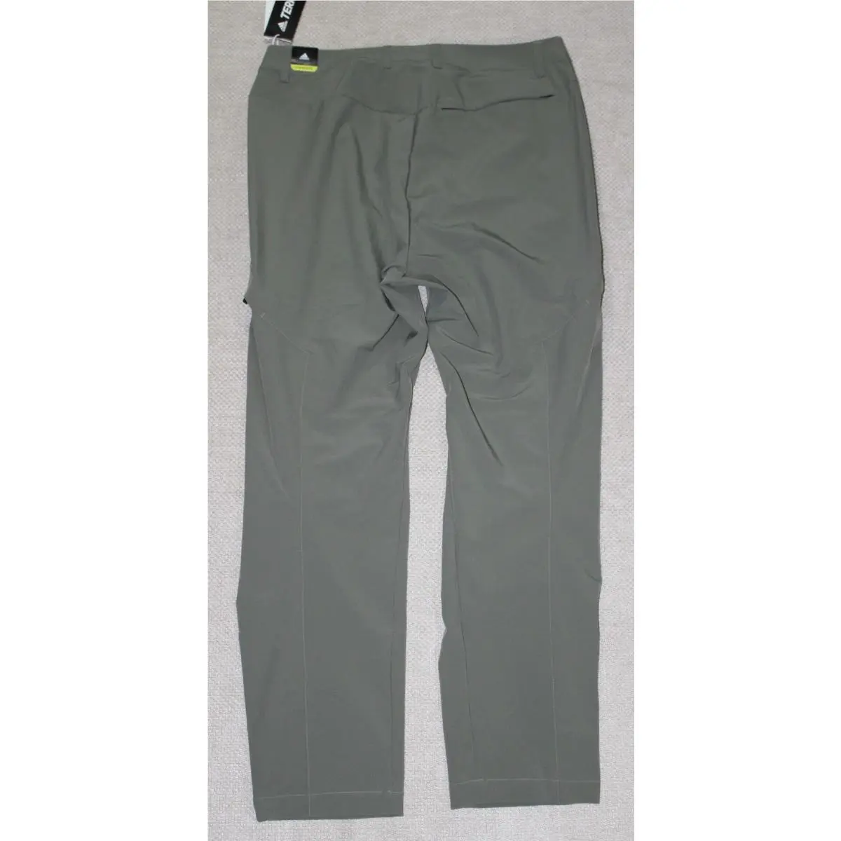 Adidas clothing - Legacy Green 1