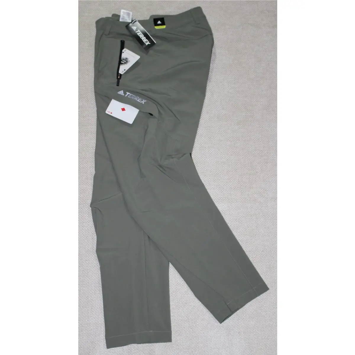 Adidas clothing - Legacy Green 3