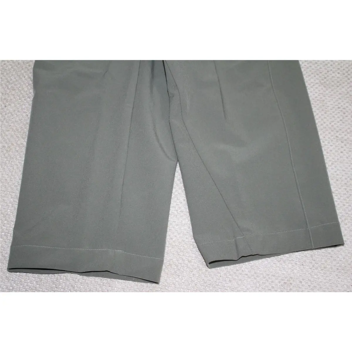 Adidas clothing - Legacy Green 4