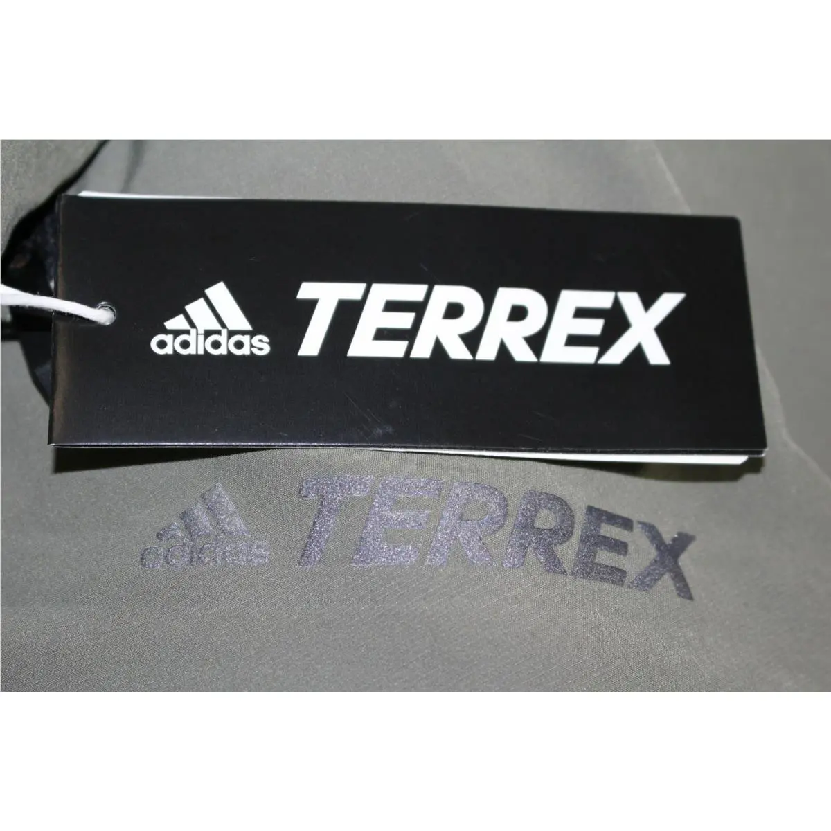 Adidas clothing - Legacy Green 18