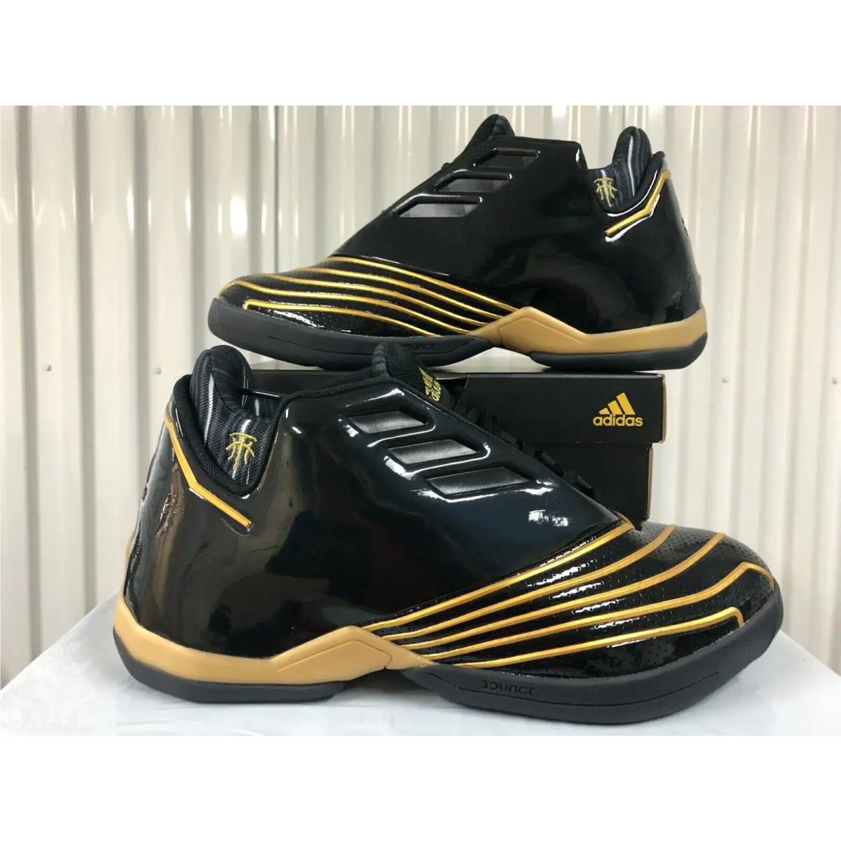 Adidas shoes - ADIDAS TMAC 2 RESTOMOD - TMAC RESTOMOD - H68049 - BLACK GOLD METALLIC` 0