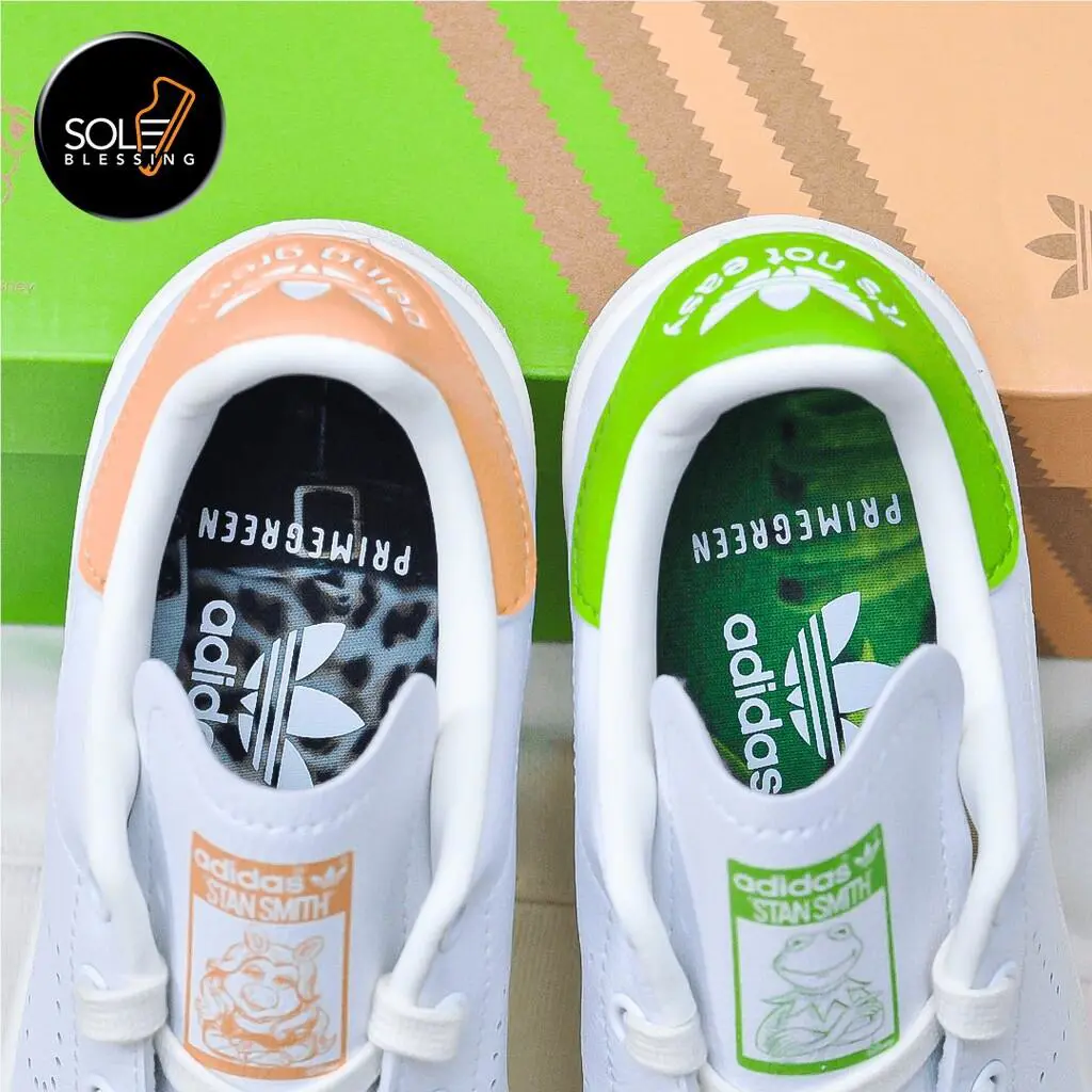 Adidas shoes - ADIDAS ORIGINALS STAN SMITH - ORIGINALS STAN SMITH - GZ5996 - Footwear White / Pantone / Pantone 21