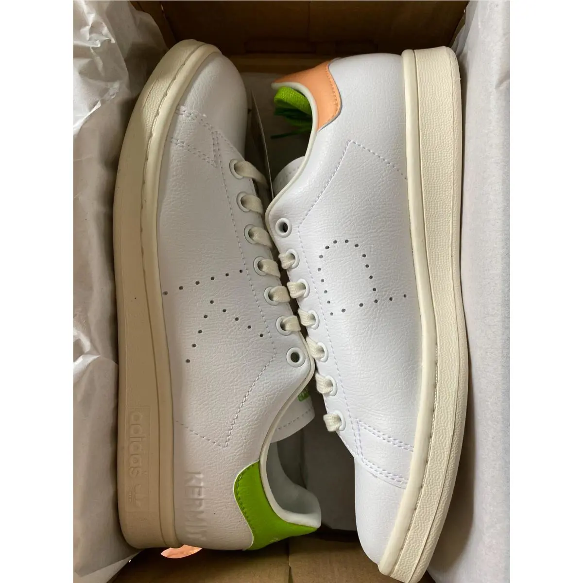 Adidas shoes - ADIDAS ORIGINALS STAN SMITH - ORIGINALS STAN SMITH - GZ5996 - Footwear White / Pantone / Pantone 36