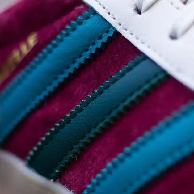 Adidas shoes - adidas Originals Gazelle - Originals Gazelle - Red 24