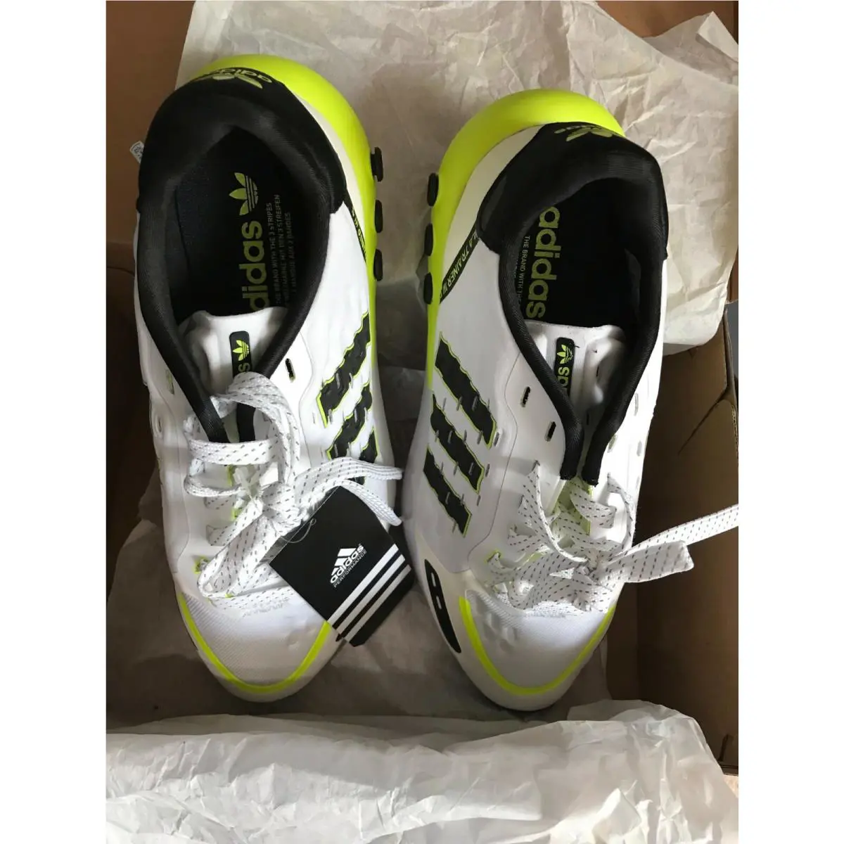 Adidas shoes - adidas LA Trainer - Trainer - FY3704 - White/Black/Solar Yellow 9