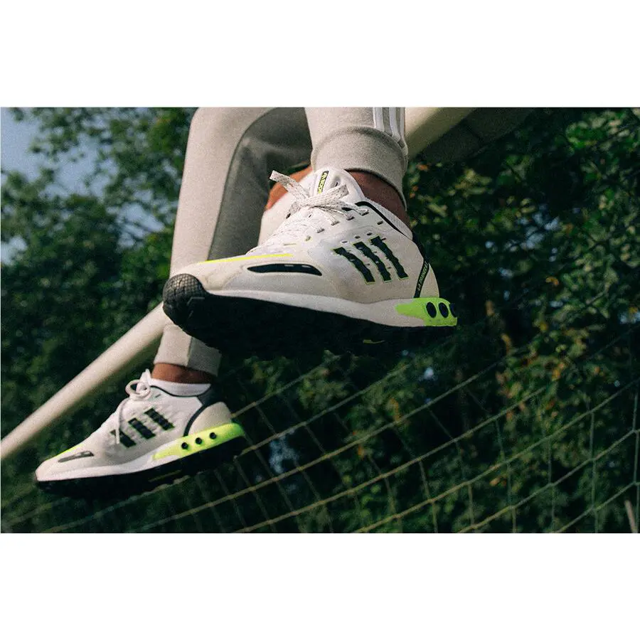 Adidas shoes - adidas LA Trainer - Trainer - FY3704 - White/Black/Solar Yellow 0