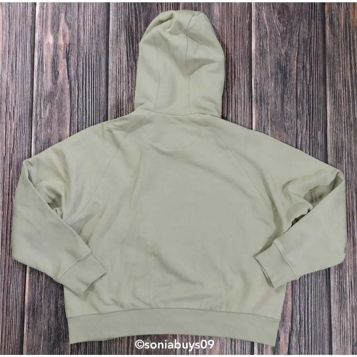 Adidas clothing - Trace Khaki 1