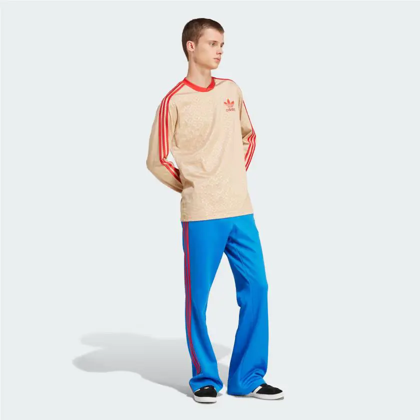 Adidas clothing - Originals Adicolor Classics Firebird - Originals Adicolor Classics Firebird - IX5463 - Magic Beige 1