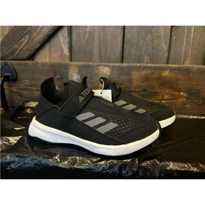 Adidas shoes - Black 5