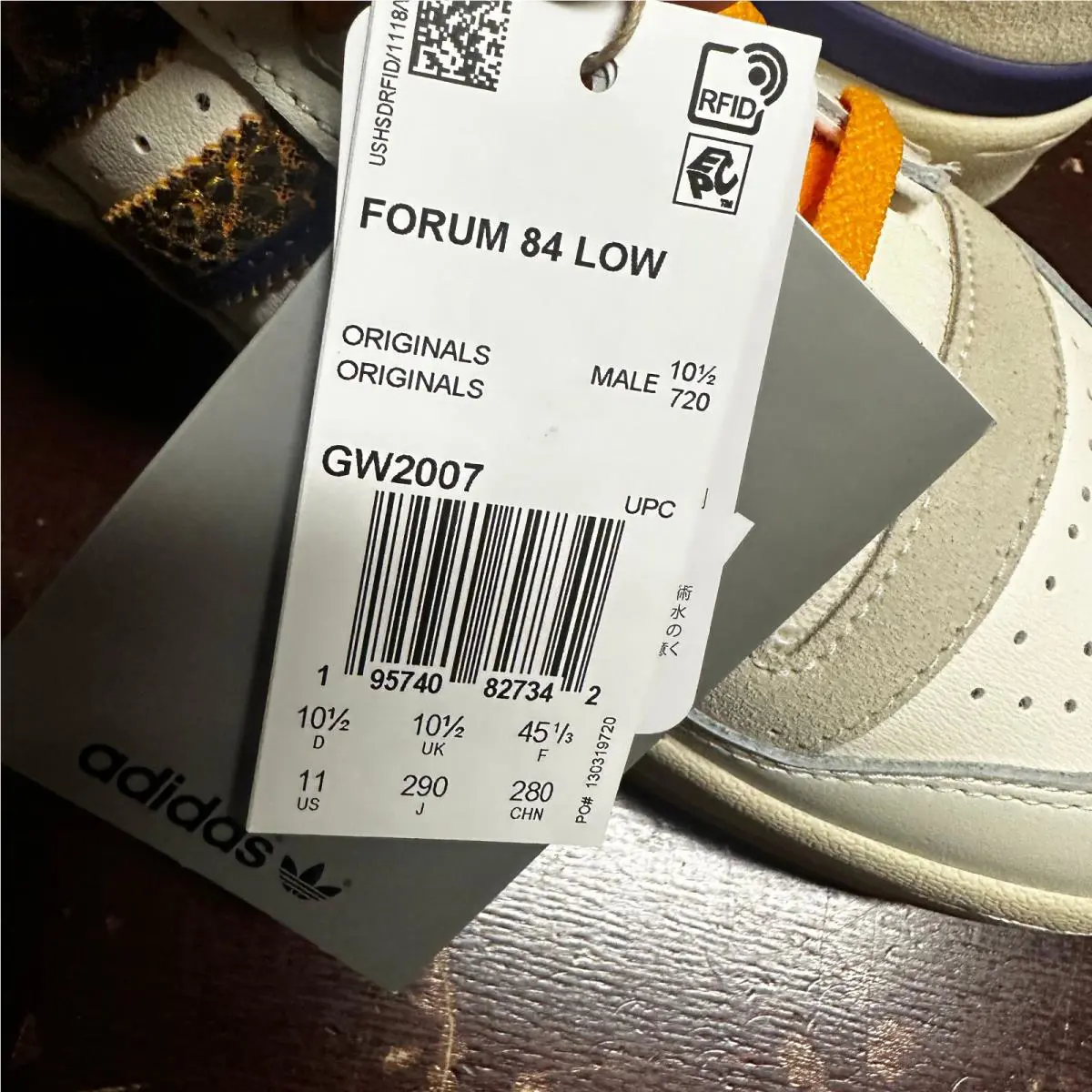 Adidas shoes - adidas Forum 84 Low - Forum Low - GW2007 - White, Gold 3