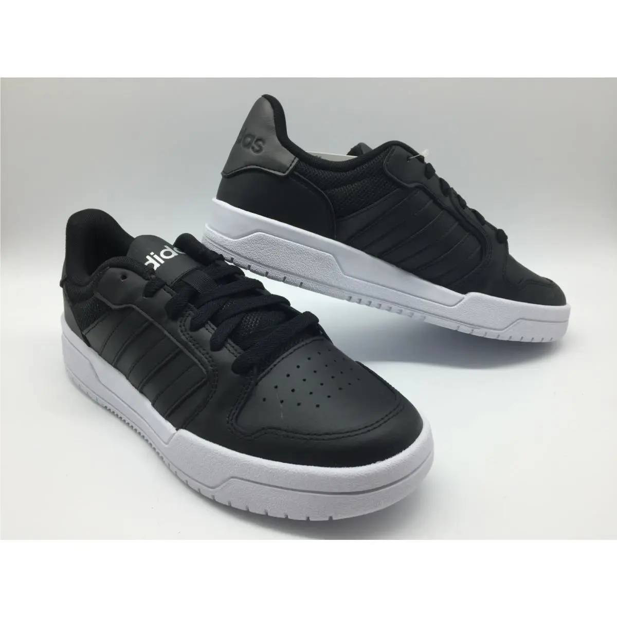 Adidas shoes - Black/White 4